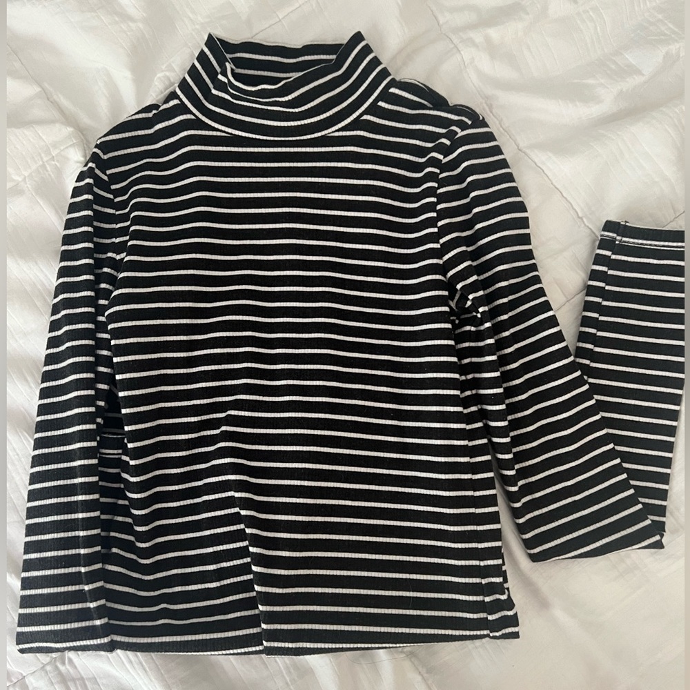 Abercrombie and Fitch turtleneck